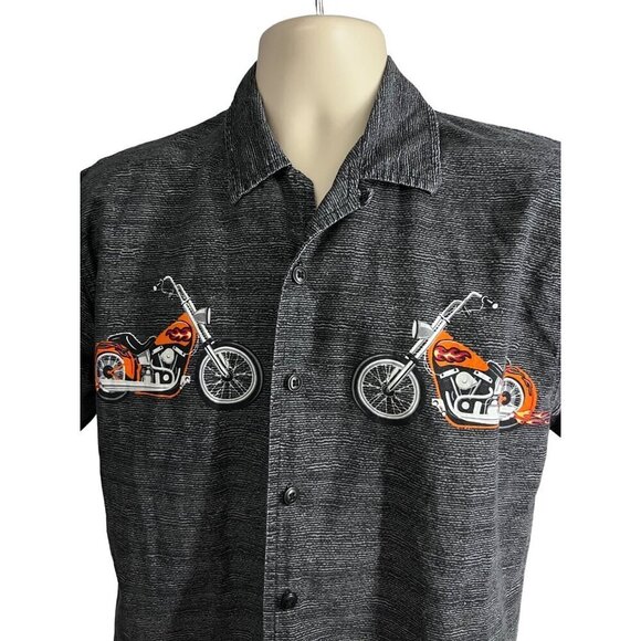 No Boundaries Mens Vintage Gray Graphic Button Up Motorcycle Camp Shirt Small - Picture 4 of 8